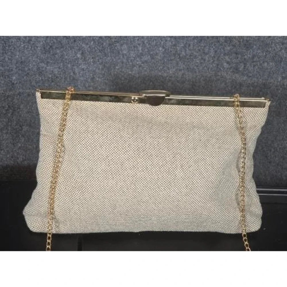 VTG Style Beige Woven Clutch Bag Gold Chain‎ Crossbody Kiss Lock Evening Purse